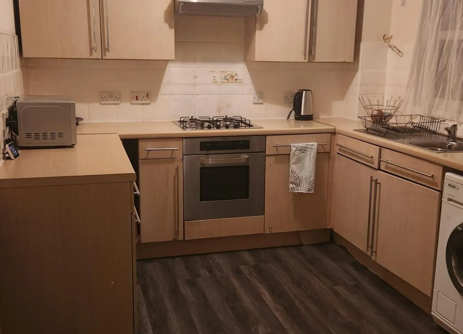 Nyaraló Captivating 3-Bed House In Kent Erith