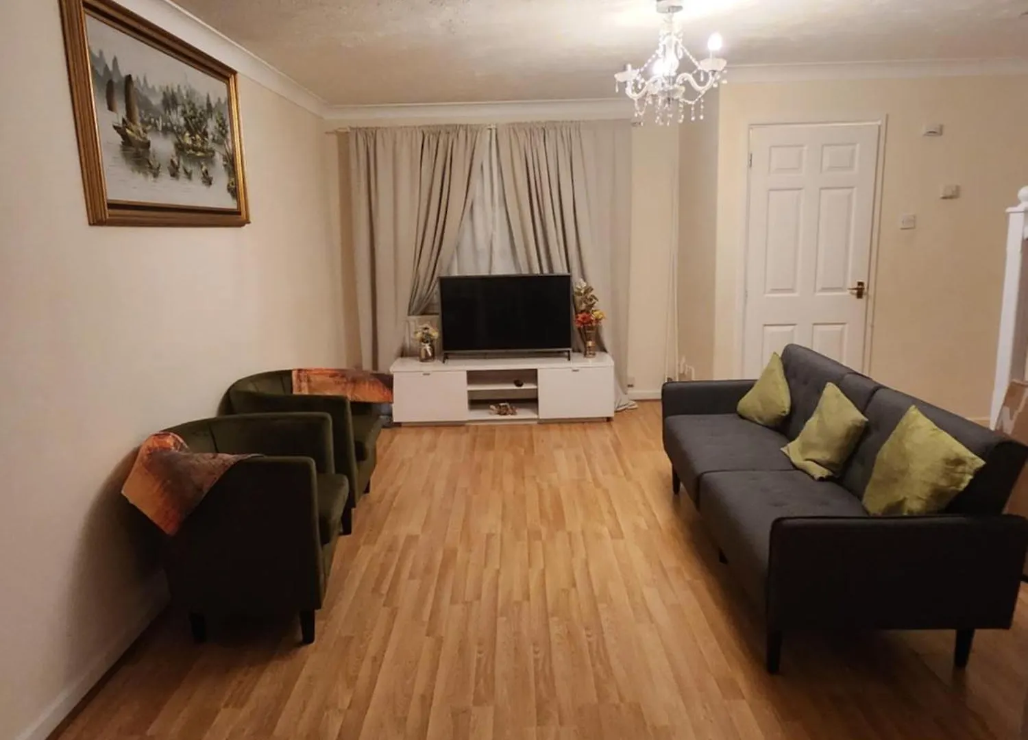 Captivating 3-Bed House In Kent Erith